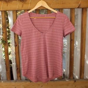 lululemon V-Neck  Love Tee